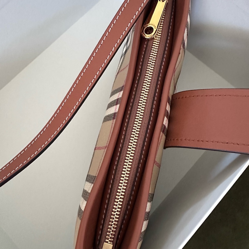 Burberry Beige and Brown Plaid Shoulder Bag - Picture 5 of 6